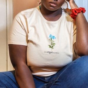 New plus wildflower graphic t